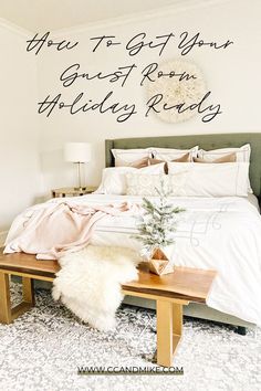 Guest Bedroom Christmas Decor, Holiday Guest Bedroom, Holiday Guest Room, Christmas Guest Room, White Family Rooms, Cheap Holiday Decor, Hosting Ideas, Eclectic Cottage, Fall Entertaining