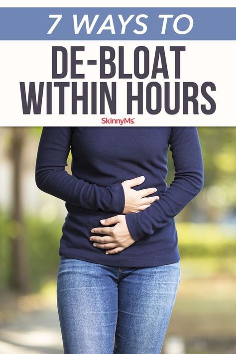 These 7 foolproof tips and tricks are great ways to de-bloat fast so you don’t have to punish yourself after going overboard. Ways To Debloat Fast, Best Debloating Tips, Ways To Flatten Your Stomach, Lose Bloat Fast, Natural Ways To Debloat, Best Way To Debloat, How To Debloat Your Stomach Quickly, Natural Debloating, Stop Bloat Fast