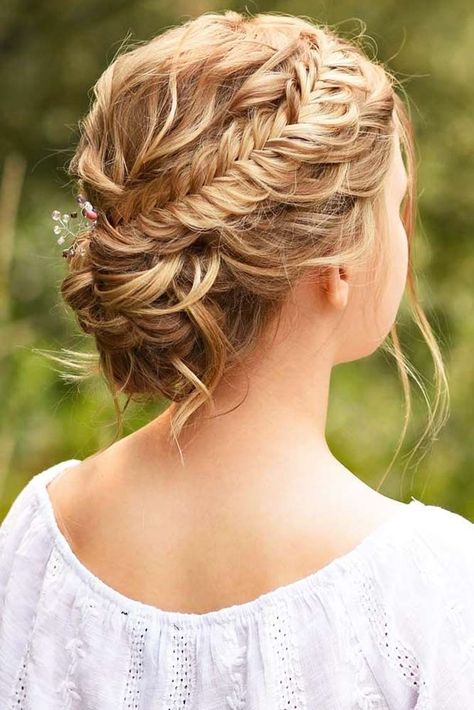 Girls Updo, Easy Updos For Long Hair, Updos For Long Hair, Prom Hair Updo, Peinados Recogidos, Easy Updos, Flower Girl Hairstyles, Trending Hairstyles, Braids For Long Hair