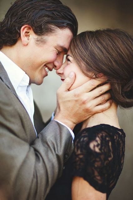 Inspirational Photoshoot, Romantic Picture, Engagements Pictures, Prewedding Photo, Loving Couples, Fall Engagement Pictures, Cute Engagement Photos, Engagement Shots, Foto Tips