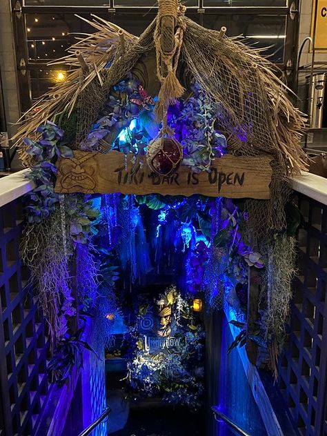 Modern Tiki Bar, Tiki House, Tiki Lights, Backyard Adventure, Jungle Theme Birthday, Tiki Decor, Tiki Bar Decor, Tiki Lounge, Creepy Halloween Decorations