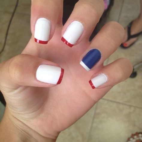 10 Simple Fourth Of July Nails To Keep You Minimalist Diy 4th Of July Nails, Red White And Blue Nails, White And Blue Nails, Patriotic Nails Design, Flag Nails, Patriotic Nails, Candy Cane Nails, Fourth Of July Nails, 4th Of July Nails