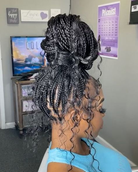 Small Knotless Braids Hairstyles, Small Bohemian Knotless Braids, Small Boho Knotless Braids, Frontal Braids, Black Girls Hairstyles Weave, Latest Hair Braids, Knotless Braid, Braids Knotless, Thanksgiving Hair