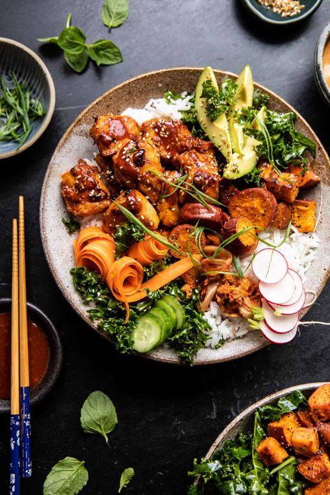 Sheet Pan Korean Chicken Bowl with Sweet Potatoes and Yum Yum Sauce | halfbakedharvest.com #sheetpan #korean Half Baked Harvest Korean, Korean Chicken Bowl, Turkey Meals, Half Baked Harvest Recipes, Yum Sauce, Pan Cooking, Chicken Bowls, Prep Meals, Easy Sheet Pan Dinners