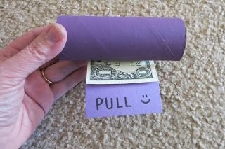 Fun way to give money as a gift. Line up dollar bills end to end. Tape each bill together then roll up.  Insert in an empty (painted) toilet paper roll with a notch cut out. Directions and additional photos on blog. Super cute idea from Cindy deRosier. Dollar Bill Gift, Painted Toilet, Money As A Gift, Box Regalo, Birthday Money, Creative Money Gifts, Ge Bort, Christmas Money, Dollar Bills