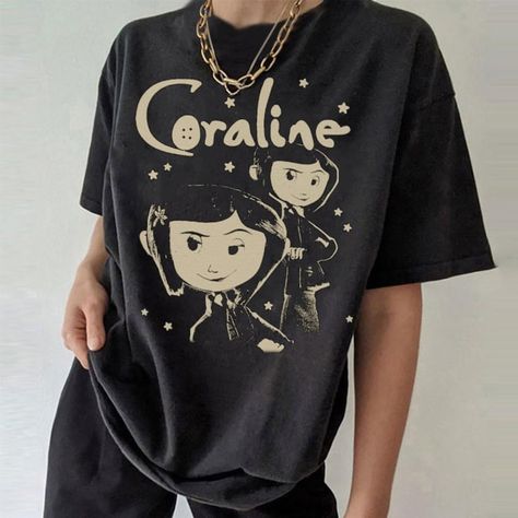 Carline Halloween Party Shirt, Coraline Doll Shirt Halloween T-shirt, Coraline Shirt, Coraline Outfit, Halloween Coraline, Coraline Film, Cool Mom Shirts, Halloween Shirt Ideas, Coraline Movie, Coraline Doll