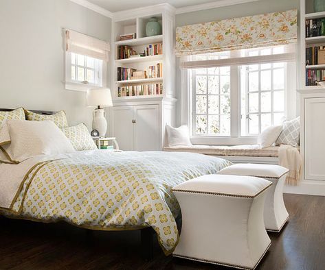 Mom Bedroom, Bedroom Window Seat, Window Seating, Bedroom Built Ins, Bookcase Diy, Future Room, Small Bedrooms, Small Bedroom Decor, Neutral Bedroom