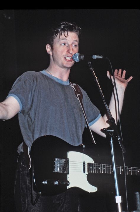 BANKER-bashing singer-songwriter Billy Bragg made a £2.5million profit after he sold his mansion — to a Goldman Sachs executive. The leftie singer, 63, bought the 25-room Victorian villa with his partner for £630,000 in 1999. But Land Registry documents seen by The Sun on Sunday show the couple sold the house for £3.15million to Richard […] Jerry Dammers, Rico Rodriguez, Billy Bragg, Victorian Villa, Goldman Sachs, The Clash, Singer Songwriter, Mansion, Songwriting