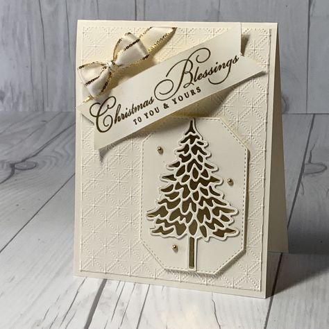 I used the Pine Wood Dies again to create this lovely Christmas card. I added a touch of sparkle by adding Gold Foil underneath one of the detailed tree die cuts. The sentiment is from the Stampin' Up! Wrapped In Christmas Stamp Set, and the embossed background is created using the Dainty Diamonds 3D Embossing folder.#stampinupcards #christmascards #wrapedinchristmas #stampedsophisticates #stampinupdemonstrator #pinewooddies #diycards #handmadechristmascards Cardstock Christmas Cards, Die Cut Christmas Cards, Foil Christmas Cards, Gold Ideas, Christmas Tree Template, Christmas Sentiments, Christmas Blessings, Stampin Up Christmas Cards, Christmas Card Crafts