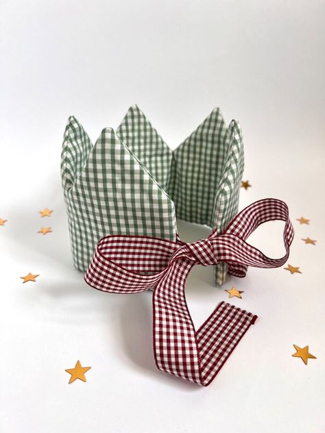 1st Birthday Crown, Gingham crown, Party Hat, Kids Baby Birthday Party Supplies Fabric Birthday Hat, 1st Birthday Crown, Neutral Birthday, Christmas Crown, Crown Party, Birthday Traditions, Crown Pattern, Soft Play, Baby Birthday Party