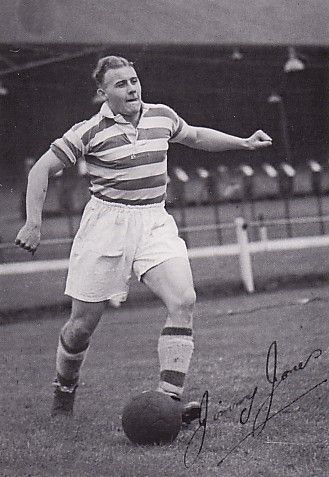 Jimmy Jones of Glenavon of Northern Ireland in 1956. Jimmy Jones, Northern Ireland, White Shorts, Football, Womens Shorts, Running, American Football