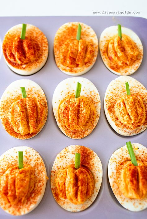 Roasted Red Pepper Deviled Egg Pumpkins - Five Marigolds Orange Deviled Eggs, Red Pepper Deviled Eggs, Pumpkin Shaped Deviled Eggs, Roasted Red Pepper Deviled Eggs, Deviled Eggs Pumpkin, Red Pepper Appetizers, Thanksgiving Deviled Eggs Ideas, Devil Eggs Recipe, Turkey Deviled Eggs