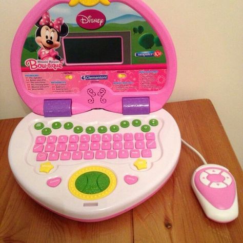 Minnie Mouse Stuff, Minnie Mouse Playroom, Barbie Phone Toy, Toy Laptop, Minnie Mouse Kitchen Playset, Mini Mouse Kitchen Toys, Bad Room Ideas, Disney Princess Toys Play Sets, Mickey Mouse Toys