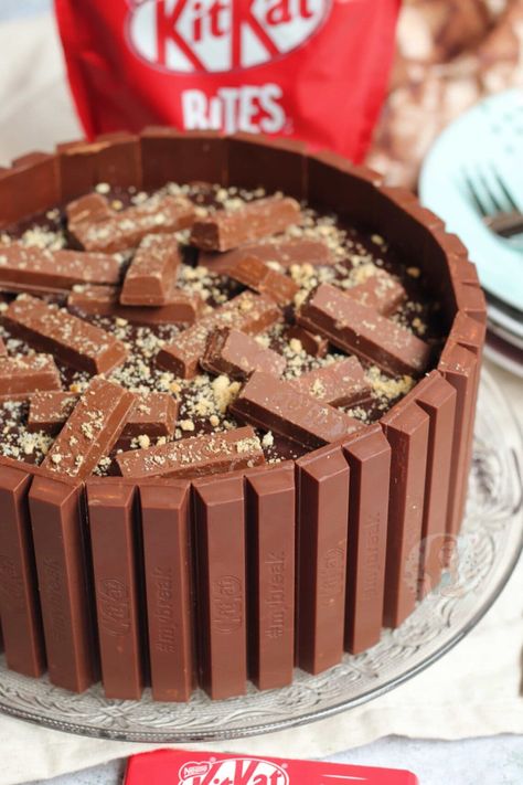 No-Bake KitKat Cheesecake! - Jane's Patisserie