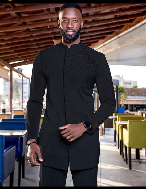 Black Native Wears For Nigerian Men, African Man Outfit, Native Wears For Nigerian Men, Embroidery Shirt Men, Kaftan Design, Classy Short Dresses, Costume Africain, African Suit, African Wear Styles For Men