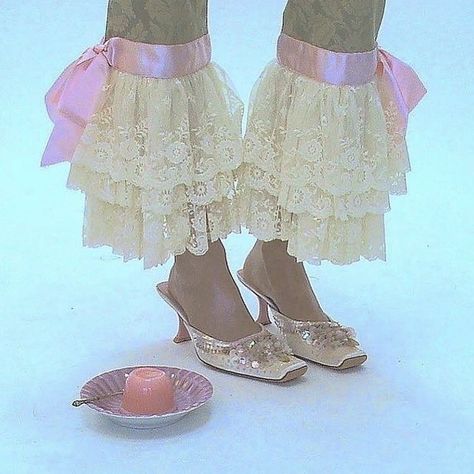 Think Pink, My Funny Valentine, Inspo Board, Marie Antoinette, Bella Hadid, Fashion Item, Fashion Inspo Outfits, Instagram Profile, Fashion Inspo