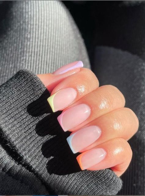 Square Nails Light Pink, Pink Nails For Spring, Nails Pink Color, Plain Acrylic Nails, Nail Easter, Nails Light Pink, Short Pink Nails, Nails Easter, Easter Nail