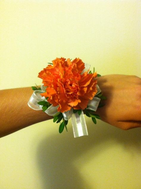 carnation wrist corsages Carnation Wrist Corsage, Carnation Corsage, Groomsmen Flowers, Orange Carnations, Jade Wedding, Wrist Corsages, Prom Flowers, Most Beautiful Flowers, Floral Inspiration