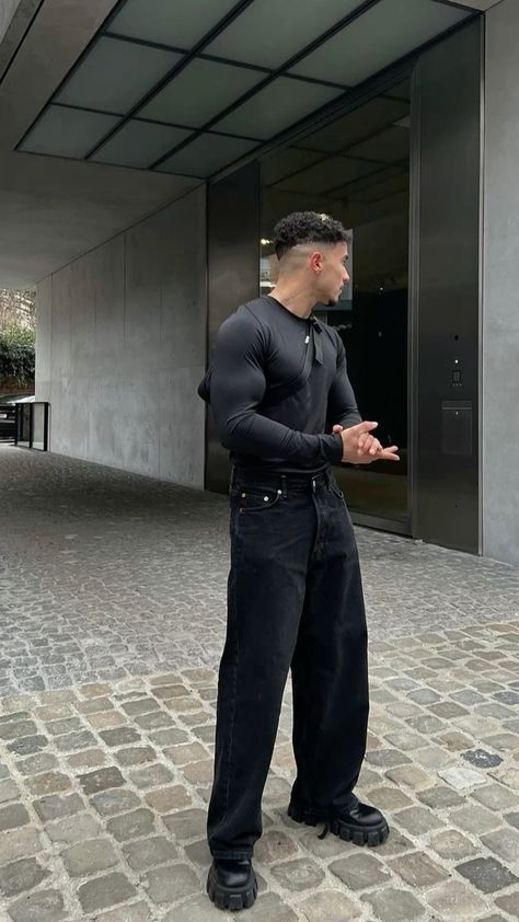 Men�’s Black Outfits, Grunge Outfits Men Edgy, Black Outfits Male, Men’s All Black Outfit Casual, Event Outfit Men, Starboy Outfit Aesthetic, All Black Men Outfit, Men’s All Black Outfit, Mens Vegas Outfit Night