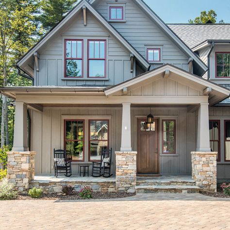 Contemporary Craftsman Home, Coastal Craftsman, Mediterranean Exterior Homes, Craftsman Home Exterior, Exterior House Design, Eldorado Stone, Small House Exterior, Siding Ideas, Bungalow Cottage