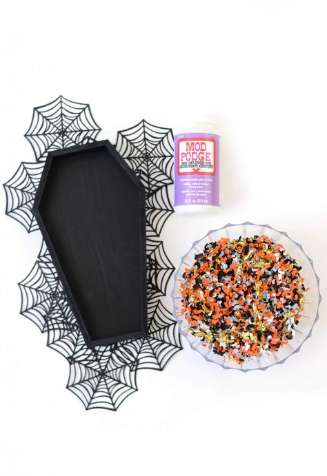 Coffin Tray for a Halloween Celebration - Mod Podge Rocks Coffin Tray, Holiday Soiree, Diy Confetti, Halloween Coffin, Tray Diy, Halloween Diy Crafts, Halloween Inspo, Halloween Table, Next Holiday