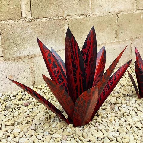 Metal Cactus | Succulent | Agave Succulent | Agave Plant | Yucca Plant Metal Sculpture | Modern Metal Home Decor | Boho Decor | Unique Gift by MetalArtTJ on Etsy Cactus Yard, Metal Cactus, Yucca Plant, Metal Home Decor, Sculpture Modern, Agave Plant, Home Decor Boho, Metal Works, Home Workshop