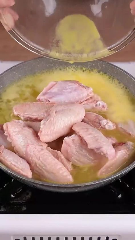 I added orange juice and from now on I only make chicken wings like this Orange Juice Chicken Recipe, Orange Chicken Wings Recipe, Orange Juice Chicken, Make Chicken Wings, Orange Juice Recipes, Smothered Pork Chops, Turkey Chicken, Orange Recipes, Wing Recipes