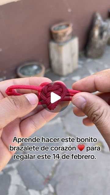 Heart Knot Tutorial, Paracord Heart, Macrame Heart, Bird Template, Heart Knot, Paracord Bracelet Diy, Knots Tutorial, Heart Strings, Crochet Stitches For Beginners