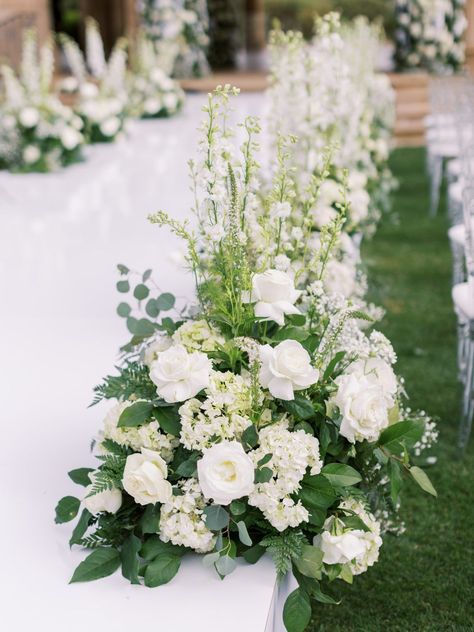 Wedding Aisle Candles, Wedding Aisle Flowers, Luxury Wedding Ceremony, Brunch Reception, Wedding Trellis, Wedding Brunch Reception, Floral Table Setting, Tips For Brides, Olive Green Weddings