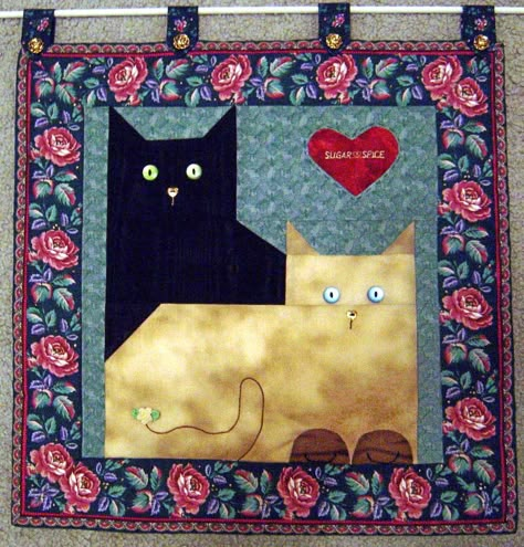 I made this quilted wall hanging for my sister, in memory of her two kitties, Sugar and Spice. It was fun finding just the right fabrics to match her beloved felines! ♥♥♥♥ Animal Quilt Blocks, Cat Quilt Block, Cat Quilt Patterns, Cat Quilts, Barn Quilt Designs, Quilt Square Patterns, Quilt Sewing Patterns, Childrens Quilts, Miniature Quilts