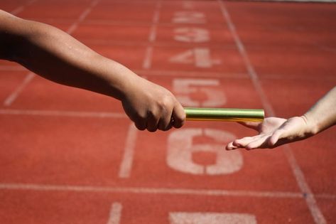 Relay race baton exchange Premium Photo | Premium Photo #Freepik #photo #business #people #hand #sports Relay Batons, School Sports Day, Athlete Motivation, Running Team, Physical Activities For Kids, Sports Psychology, Relay Races, All Blacks, Sports Day