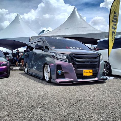 Toyota Alphard Modified, Toyota Alphard, Custom Vans, Toyota, Sports Car, Cars, Quick Saves