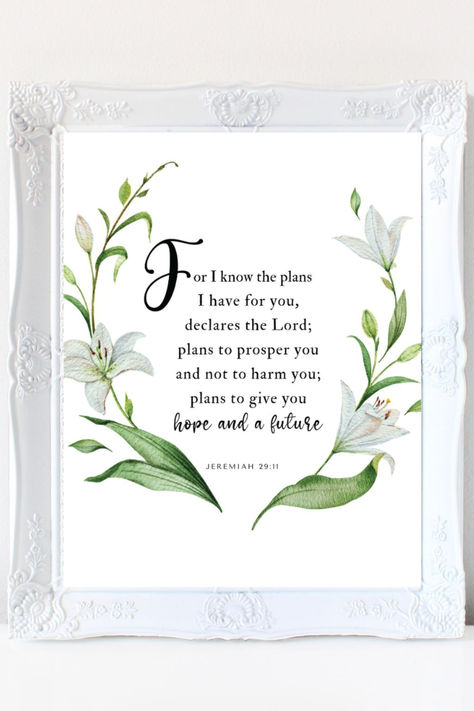 A unique home decor or perfect inspirational message gift. #biblequotes #scripturequotes #graduationgift #graduationscriptures #faith #womenscriptures Good Bible Verses For Graduation, Graduation Verses Scriptures, Scripture For Graduates High Schools, Bible Verses For Graduation, Graduation Verses, Graduation Scripture, Bible Verse Graduation, I Know The Plans, Scripture Wall