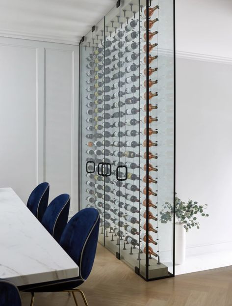 Wine Wall Glass Display, Wine Storage Walls, Glass Wine Wall Display, Wine Wall Dining Room, Wine Rack Wall Modern, Wine Feature Wall, Glass Wine Display, Wall Wine Cellar, Wine Display Wall