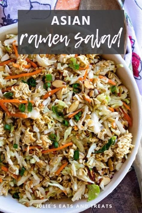 Bird Seed Salad Recipe, Sumi Salad Recipe, Asian Ramen Noodle Salad, Creative Salads, Asian Ramen Salad, Asian Ramen, Salad Macaroni, Asian Salad Recipe, Salad Quinoa