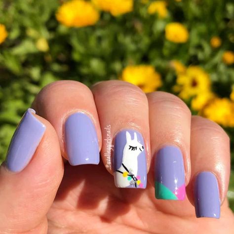 25 Cute and Colourful Llama Nail Art Examples Peru Inspired Nails, Peru Nails Designs, Llama Nails Designs, Peru Nails, Cute Animal Nail Art, Llama Nails, Cute Animal Nail, Nail Art For Fall, Deer Nails