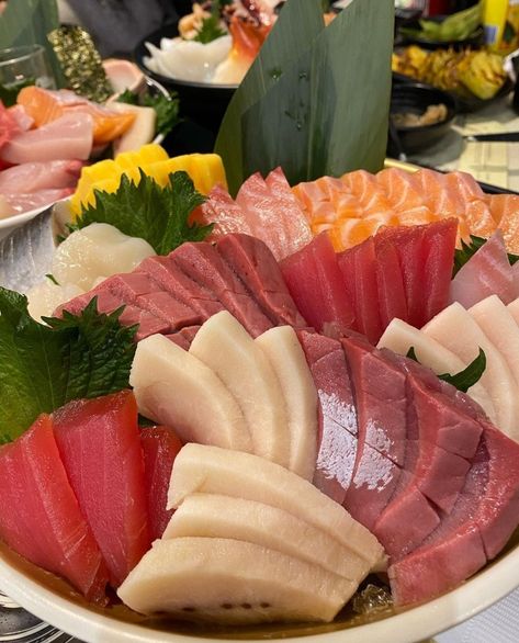 Sashimi Aesthetic, Sashimi Platter, Food Innovation, Foreign Food, Food Journal, Japan Food, Food Is Fuel, Interesting Food Recipes, Pretty Food