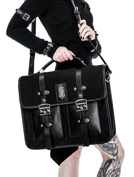 Ring Placement, Goth Bag, Leather Decor, Comfort Wear, Material Girls, Coach Swagger Bag, D Ring, Camera Bag, Satchel