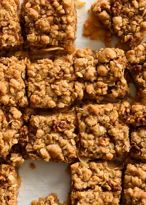 Caramel Apple Crumble Bars, Apple Crumb Bars, Apple Crumble Bars, Oat Crust, Caramel Apple Crumble, Sweet Potato Gratin, Winter Squash Recipes, Caramel Apples Homemade, Caramel Apples Easy