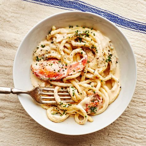 Lobster Recipes Pasta, Lobster And Pasta Recipes, Pasta With Lobster, Lobster Pasta Recipe, Birthday Meals, Popular Healthy Recipes, Lobster Pasta, Lobster Dinner, Pasta Water