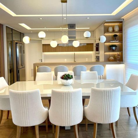 False Ceiling Bedroom, Ceiling Detail, Kitchen Interior Design Modern, Luxury Dining Room, Luxury Dining, False Ceiling, Dining Room Lighting, Ceiling Design, Luxury Living Room