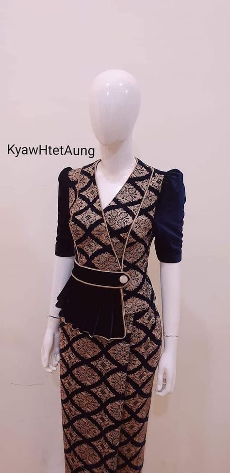 pakaian kebaya modern Batik Office Look, Batik Dress Modern Simple, Dres Batik, Dress Batik Modern, Tenun Dress, Model Dress Batik, Batik Model, Mode Batik, Model Dress Kebaya