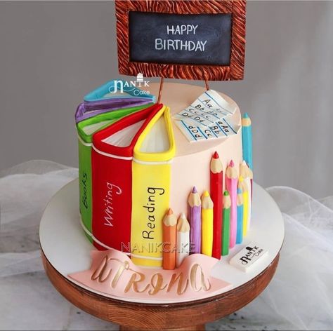 Teacher Birthday Cake, Teachers Day Cake, Metdaan Cakes, Chicken Reci, Happy Birthday Image, Teacher Cakes, Buttercream Cake Designs, Fondant Cake Designs, Book Cakes