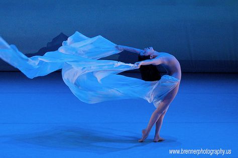 Modern Dance by WB - CMH, via Flickr Dance Audition, Blues Dance, Dance Like No One Is Watching, Dance Movement, Dancing Aesthetic, Ballet Photography, Modern Dance, Dance Art, Lets Dance