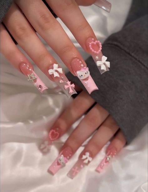 Hello Kitty Nails Black, Sanrio Acrylic Nails, Y2k Pink Hello Kitty, Uñas Hello Kitty, Pink Hello Kitty Nails, Nails Hello Kitty, Paznokcie Hello Kitty, Quinceanera Nails, Henna Nails