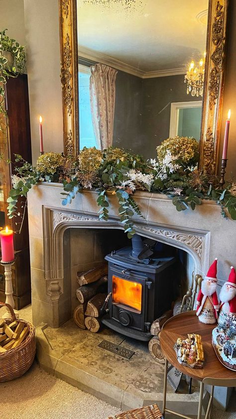 oldhouseintheshires on Instagram: Today I made my Christmas mantle Beast! I LOVED creating this! I used Eucalyptus Cinerea, eucalyptus baby blue, bleached ruscus, ivy… Cinerea Eucalyptus, Bleached Ruscus, Eucalyptus Cinerea, Christmas Mantle, Christmas Fireplace, Baby Blue, Ivy, Flower Arrangements, Fireplace