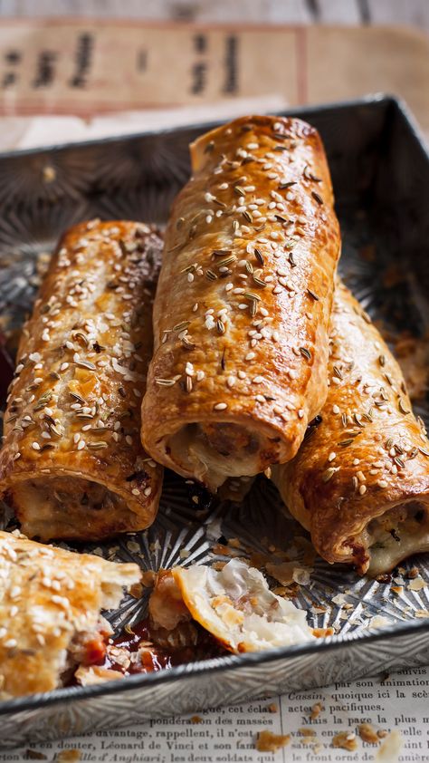 Sausage Wellington, Pork Breakfast, Pork And Fennel Sausage Rolls, Pork Sausage Rolls, Australian Sausage Rolls, Sausage Roll Recipe, Sausage Roll, Fennel Sausage Recipe, Recipes With Sausage