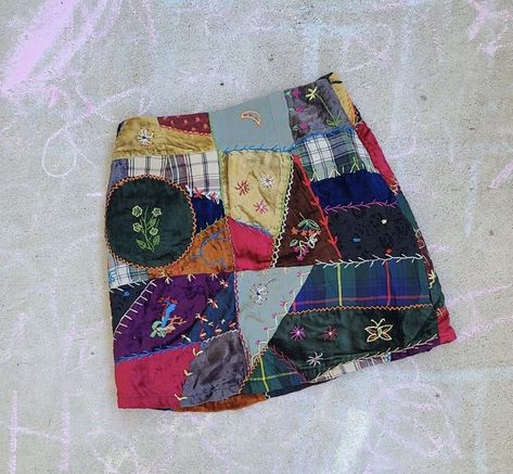 Aline skirt with multiple dofferwmt colour patches and embroidery Scrap Fabric Skirt, Patchwork Dress Outfit, Patchwork Skirt Diy, Six Flags Outfit, Patch Work Skirt, Patch Work Top, Patchwork Mini Skirt, Ropa Upcycling, Reworked Fashion