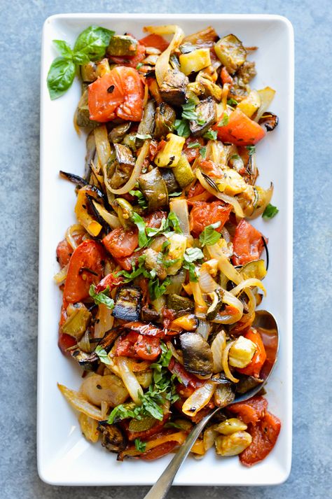 Roasted Ratatouille | Paleo Vegan Gluten Free Easy Recipe Roasted Vegetable Ratatouille, Oven Roasted Ratatouille Recipe, Rustic Ratatouille Recipe, Roasted Eggplant And Zucchini Recipes, Roasted Ratatouille Recipe, Courgettes Recipes, Vegetable Roast, Fresh Ingredient Recipes, Roasted Ratatouille