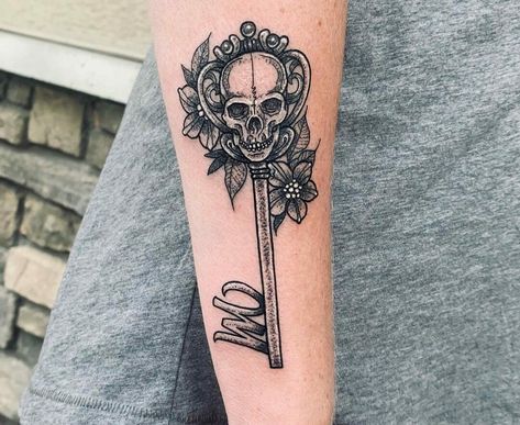 Key Tattoo Ideas, Small Key Tattoos, Skeleton Key Tattoo, Key Tattoo Designs, Lock Tattoo, Ancient Key, Key Tattoos, Key Tattoo, Men's Fashion Tips